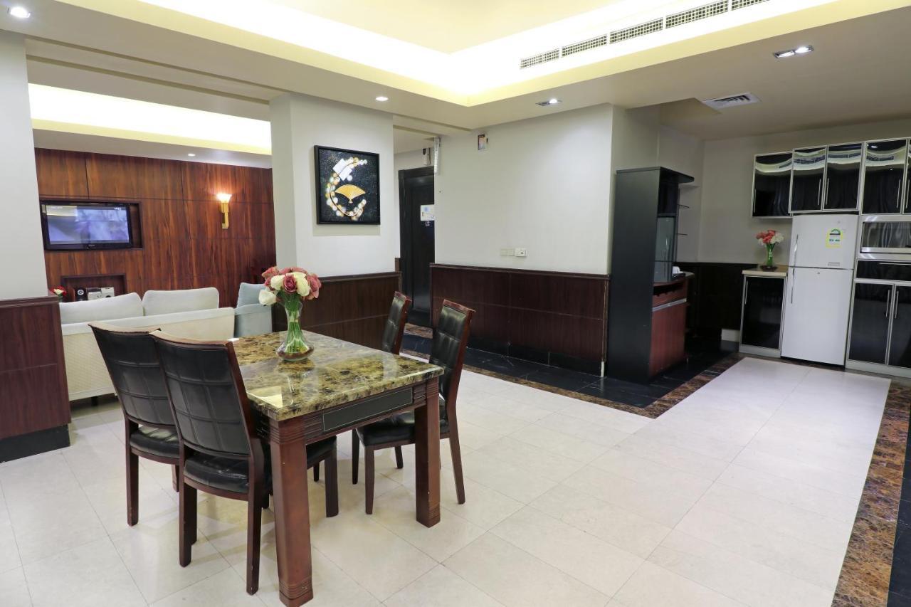 Orans Suites 4 Джеда Екстериор снимка