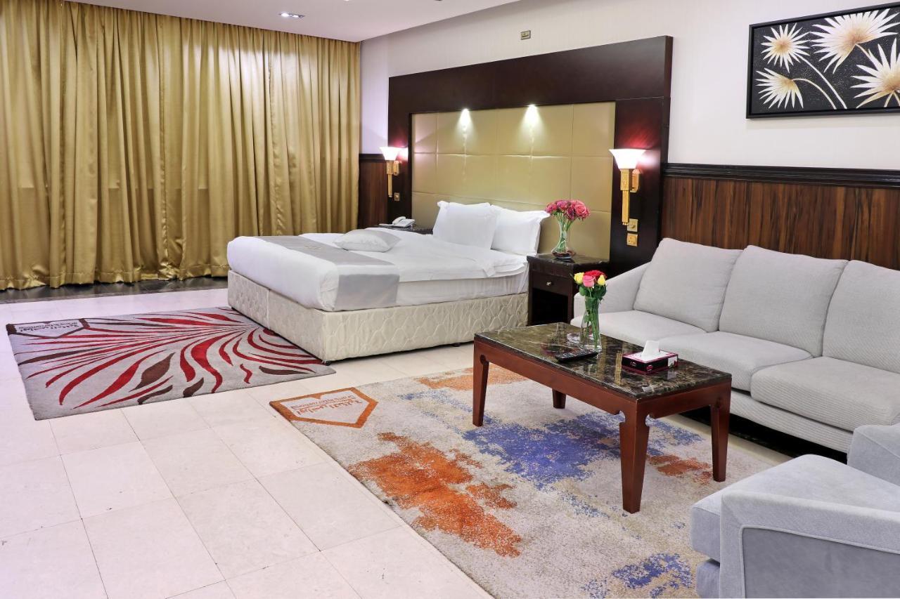 Orans Suites 4 Джеда Екстериор снимка