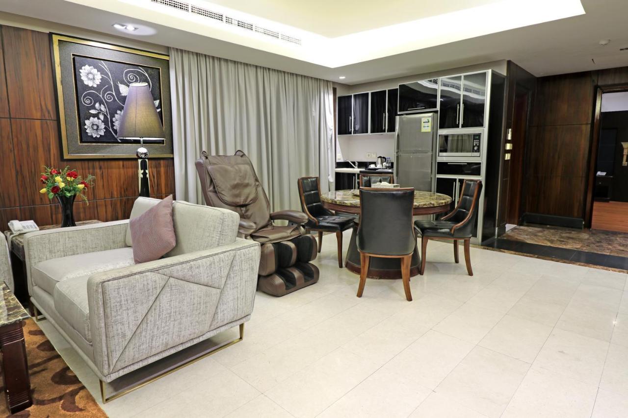 Orans Suites 4 Джеда Екстериор снимка